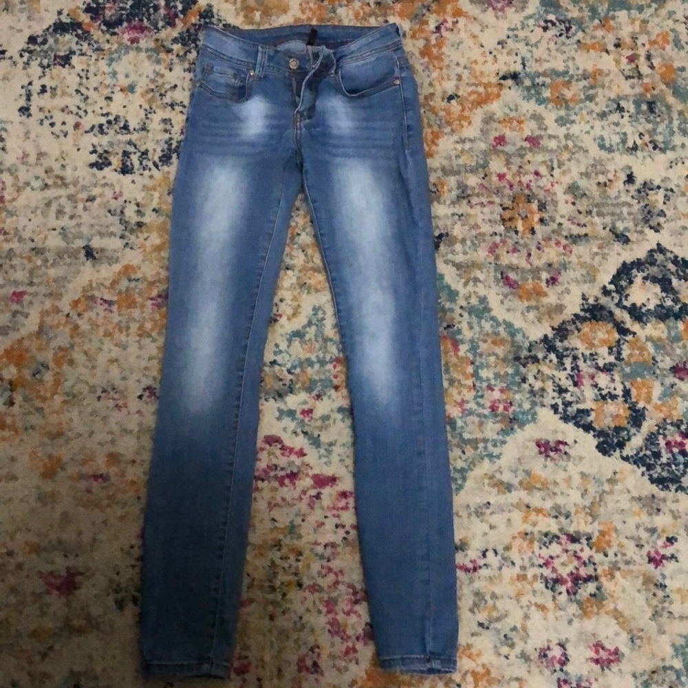 Light wash jeans